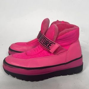 Juicy Couture Hot Pink Snow Boots s - 9